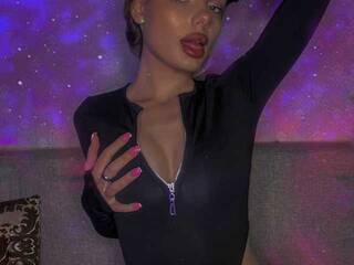 Эротический видеочат ilsiyara