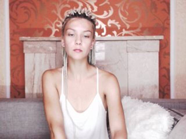 Скриншоты трансляции Sweet_Alice