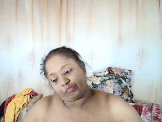 Скриншоты трансляции Indiantasha