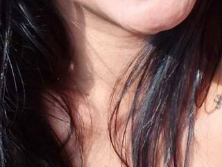 Эротический видеочат Indiasuh