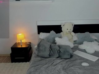 Эротический видеочат InnesTaylor