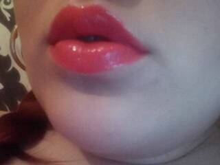 Эротический видеочат InnocentEvil