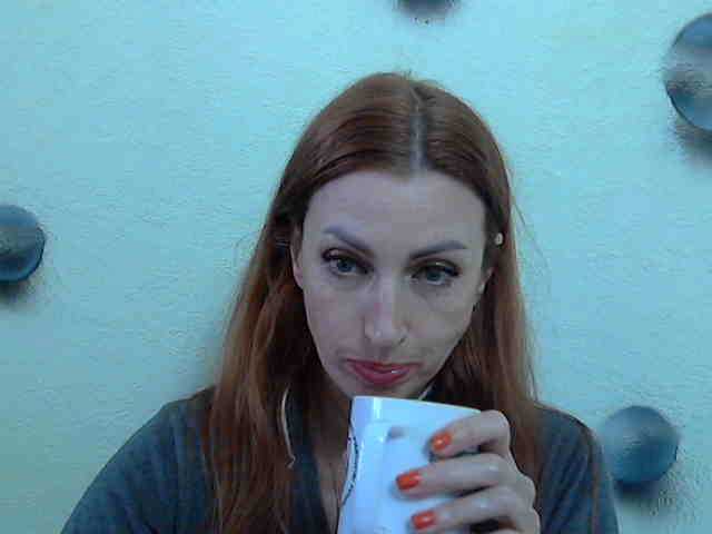 камера 20 ток....покажусь голой в подглядках...остальное приватт