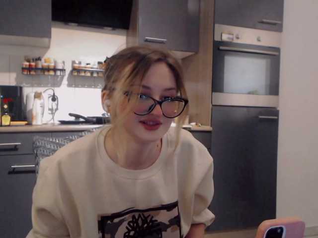 Скриншоты трансляции Sunny_Bunny