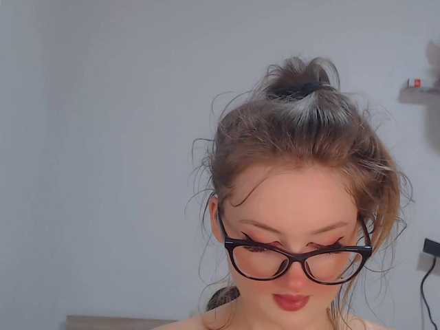 Фотографии Sunny_Bunny ❤️Welcome, honey❤️Im Irina,18 years old, pvt is open!Good vibes only ! ❤69 - random lovens ❤169 - the strongest vibration ❤444- DOUBLE vibration 5 minutes ❤999- ORGASM СUM❤