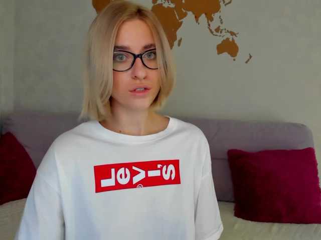 Скриншоты трансляции baby1moretime