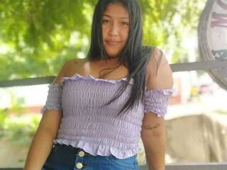 Эротический видеочат Isabell98