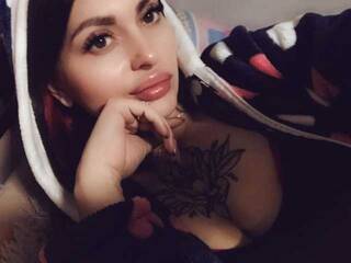 Эротический видеочат IsabellaLewis