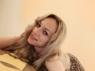 Эротический видеочат IssaaBella7