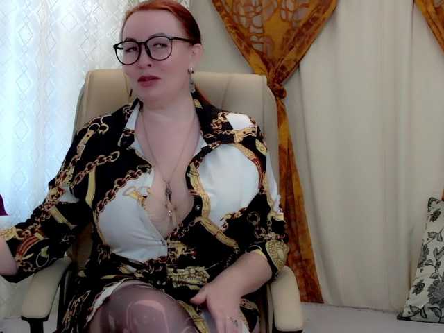 Скриншоты трансляции IrennaShine