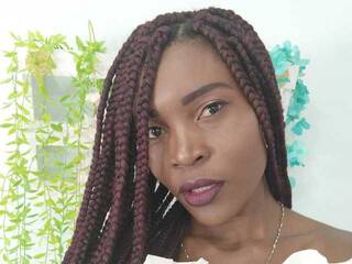 Эротический видеочат IvoneDiiaz