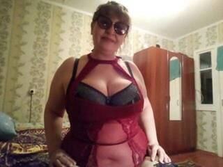 Эротический видеочат Iya08