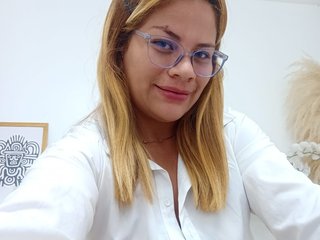 Эротический видеочат Jadde-Shine