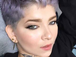 Эротический видеочат Jade-28