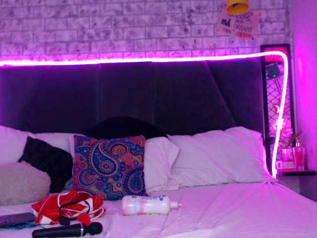 Скриншоты трансляции JanaMeyer