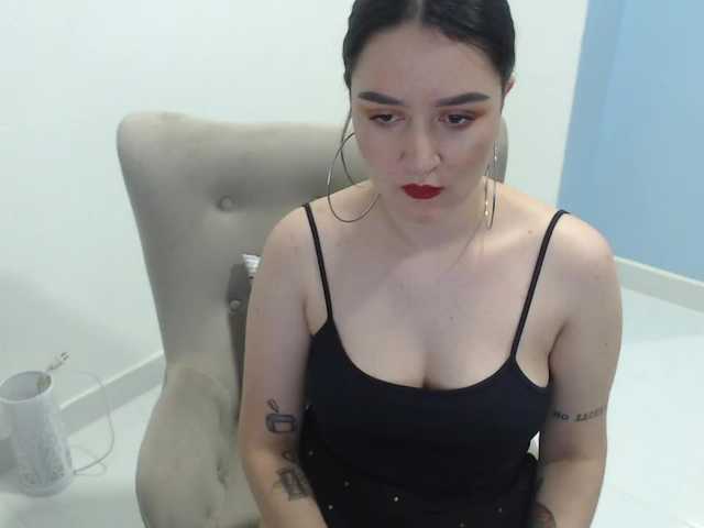 Фотографии Jane-Does Join if you like good booty!! Let's get naughty | Full naked for 99tk | wet pussy play for 444 | one finger in ass for 555 | ♥ || Goal: HARD FINGERING 295 to hit it!! | #latina #curvy # wet