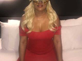 Эротический видеочат JazzyFloyd69