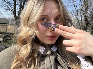 Эротический видеочат jellyPriestess