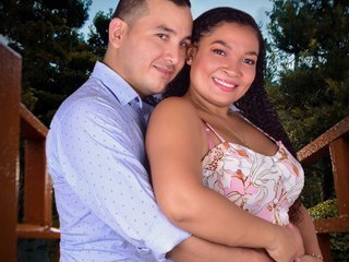 Эротический видеочат JennaAndBrad