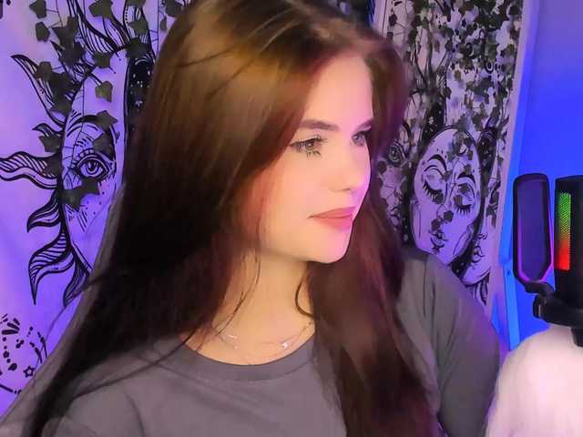 Скриншоты трансляции JenniferWandis