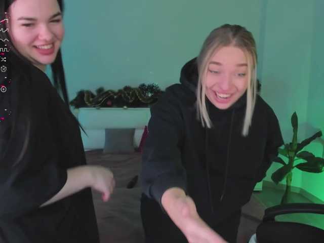 Скриншоты трансляции jennis-charmi