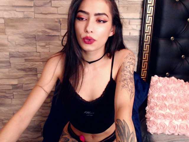 Фотографии JessicaBelle WANNA ​SEE ​SOMETHING ​WOW?.​VIBE ​ME ​HARD-​FAV :​11​111​33​69​333​MAKE ​ME ​FLY ​HIGH #​cute #babe #naughty #bdsm #submissive