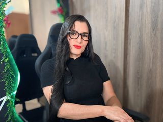 Эротический видеочат JIMENAMILFX