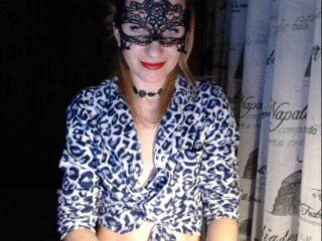 Скриншоты трансляции JoanFoxy