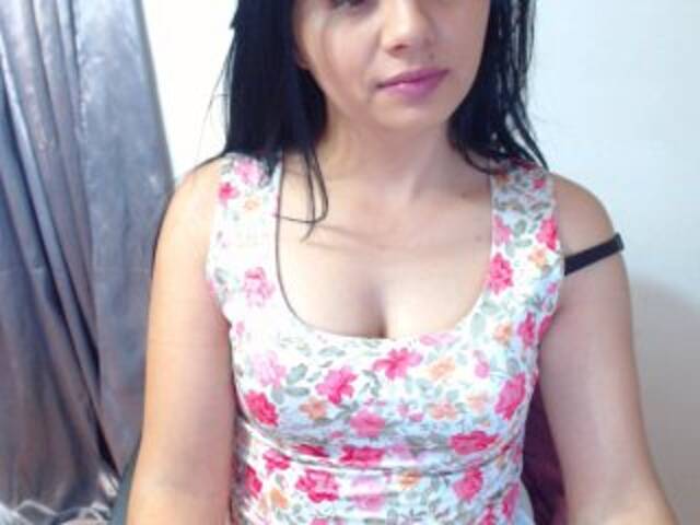 Скриншоты трансляции JolieNicole