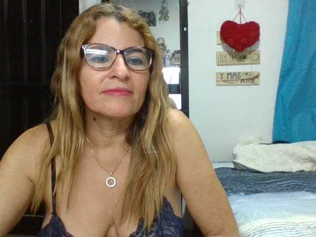 Скриншоты трансляции JuanitaWouti