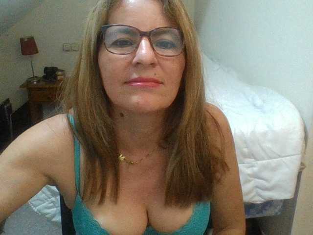 Скриншоты трансляции JuanitaWouti