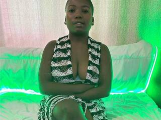 Эротический видеочат JuicySam1998