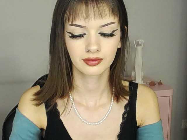 Скриншоты трансляции juicyVicky
