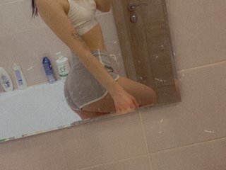 Эротический видеочат juliebundyofficial