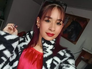 Эротический видеочат juliethaevans