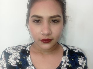 Эротический видеочат kaia-Brown