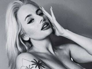 Эротический видеочат Kaleicarter