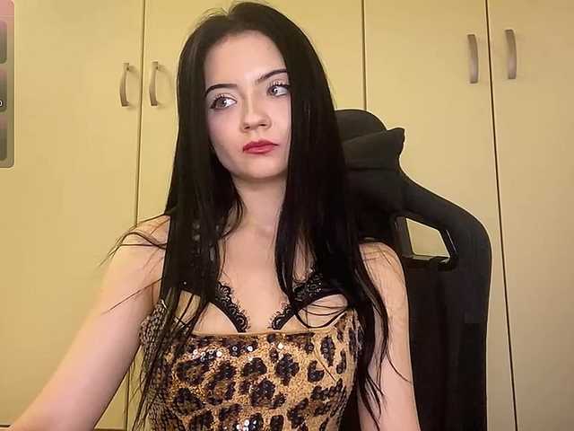 Скриншоты трансляции KamCorcino