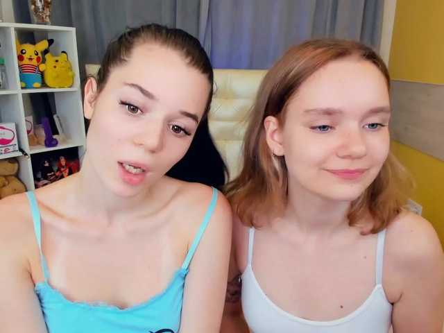 Фотографии KarenHeidi Hey guys❤️ Our name are Heidi and Kylie. Welcome in my room Full naked in Pvt❤️