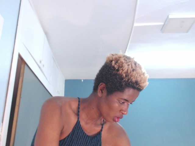 Скриншоты трансляции karina-taylor