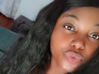 Эротический видеочат Karinla