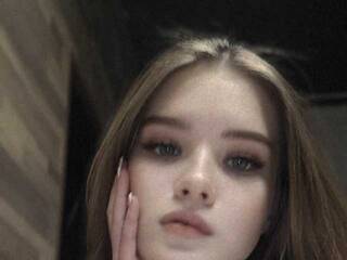 Эротический видеочат Karinochka007