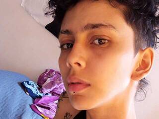 Эротический видеочат Karla98