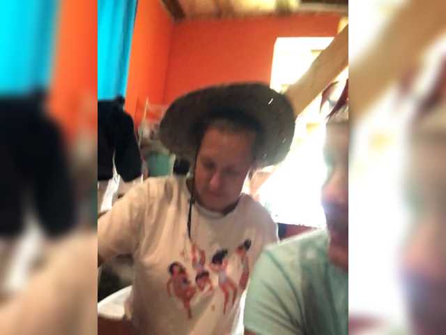 Скриншоты трансляции SEX-THREESOME