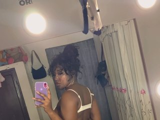 Эротический видеочат KaroraySam