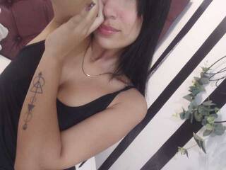 Эротический видеочат KataleyaMansson