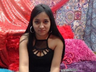 Фотографии katemoon-lee PLAY WITH MY PUSSY ! hi guys! #latina #cum #tits #ass #pussy #cute #submissive #master