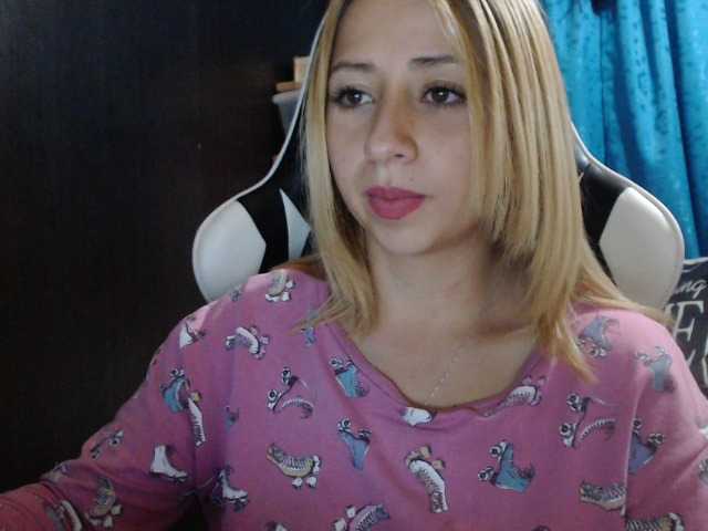Скриншоты трансляции kathia11