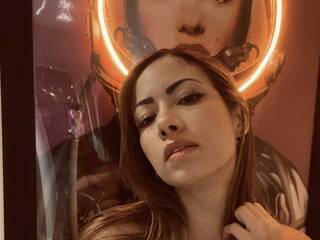 Эротический видеочат kathy-monroe