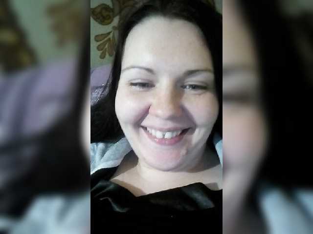 Скриншоты трансляции KatieMacAlist